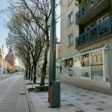 גורז'וב ווילקופולסקי Apartament Bulwar מראה חיצוני תמונה